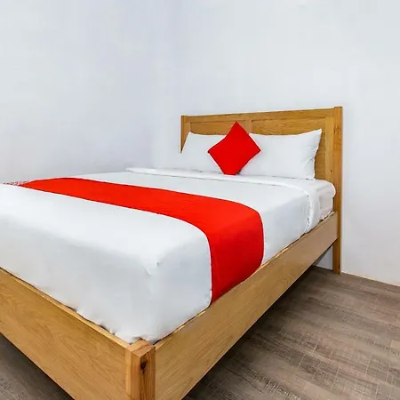 Gis Hotel Nha Trang & Motorbike Rental Exterior photo